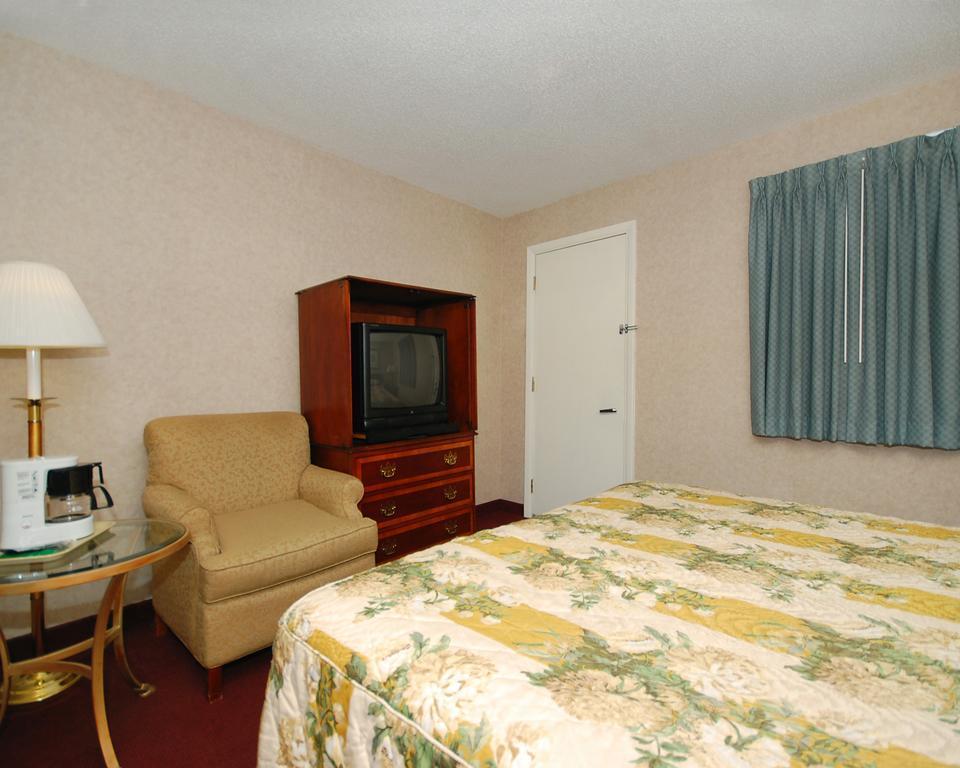 Rodeway Inn Dillsburg Exterior photo